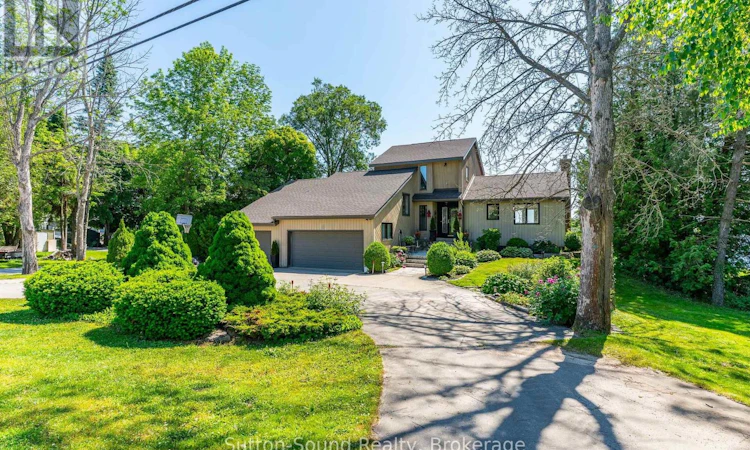 427 Balmy Beach Road