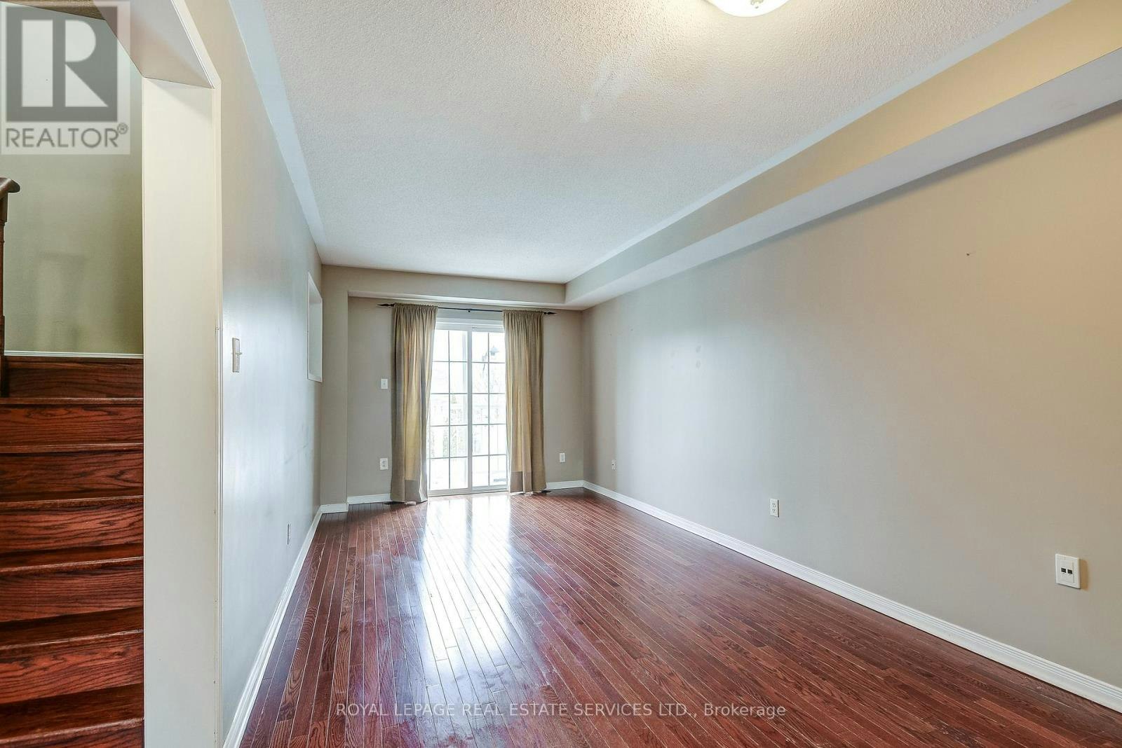 2353 Saddlecreek Crescent, Oakville, ON, L6M 5J7 - 5