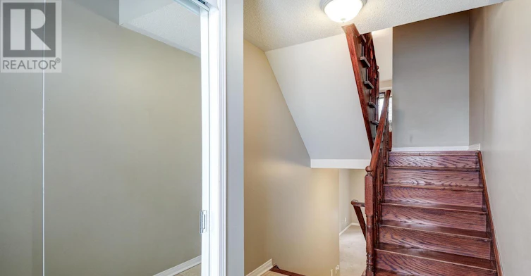 2353 Saddlecreek Crescent, Oakville, ON, L6M 5J7 - 4