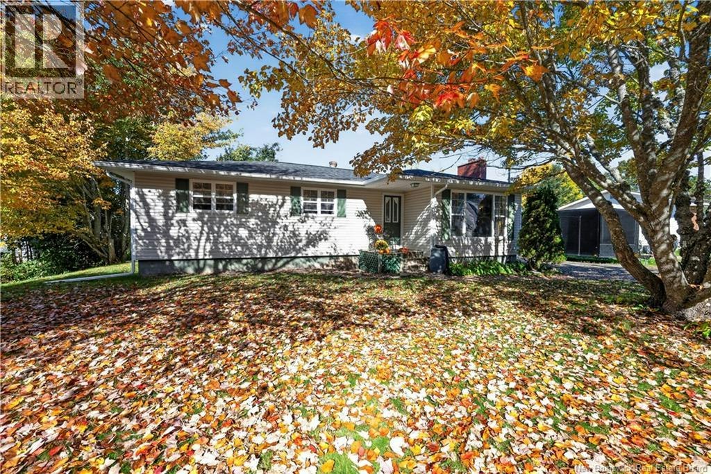 83 Renfrew, Petitcodiac, NB, E4Z 4S6