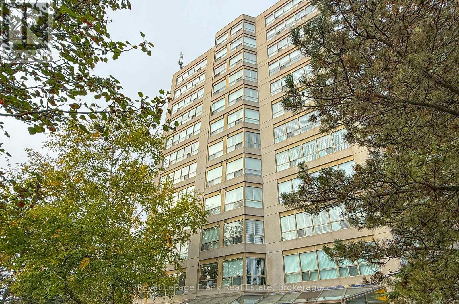 213-712 Rossland Road E, Whitby, ON, L1N 9E8