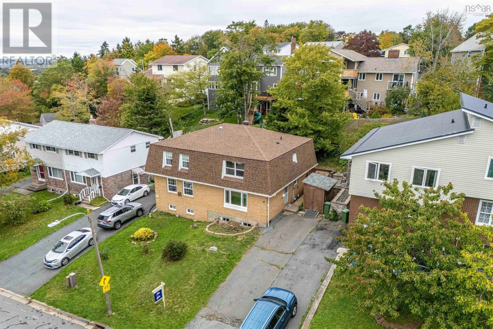 48 Regal Road, Dartmouth, NS, B2W 4H6