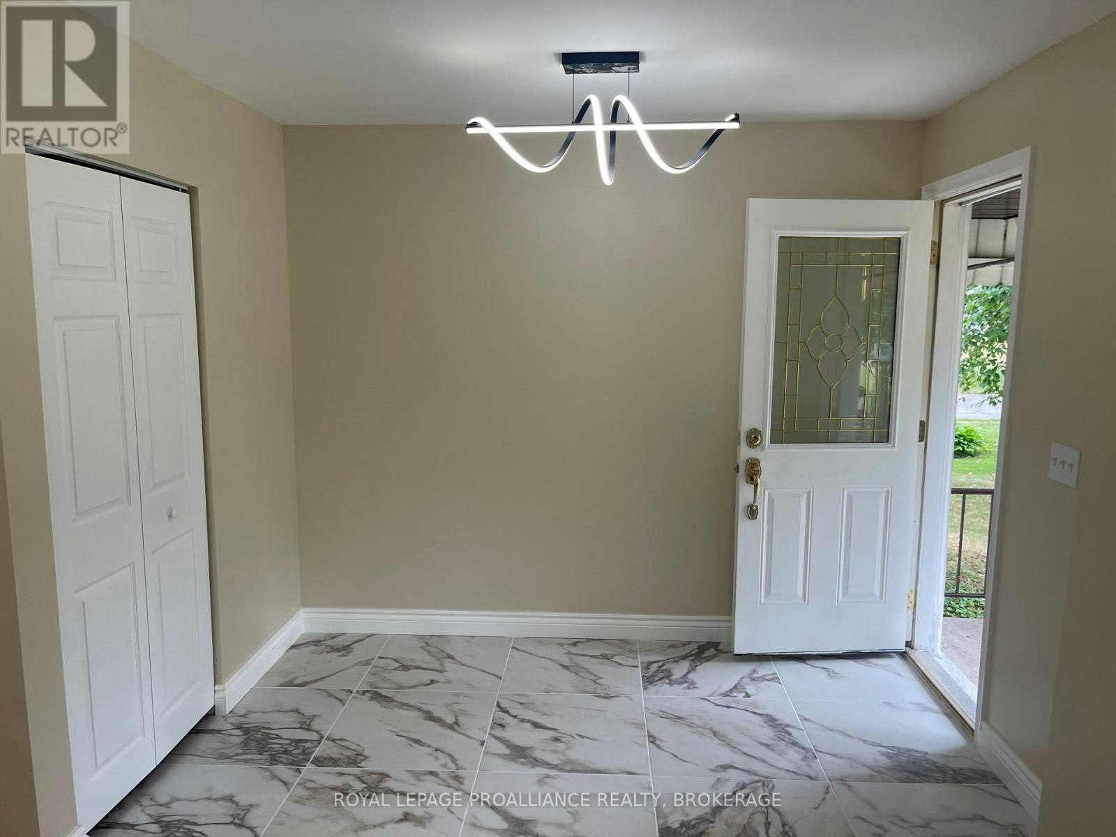 462 Coronation Boulevard, Loyalist, ON, K7M 5P9 - 3