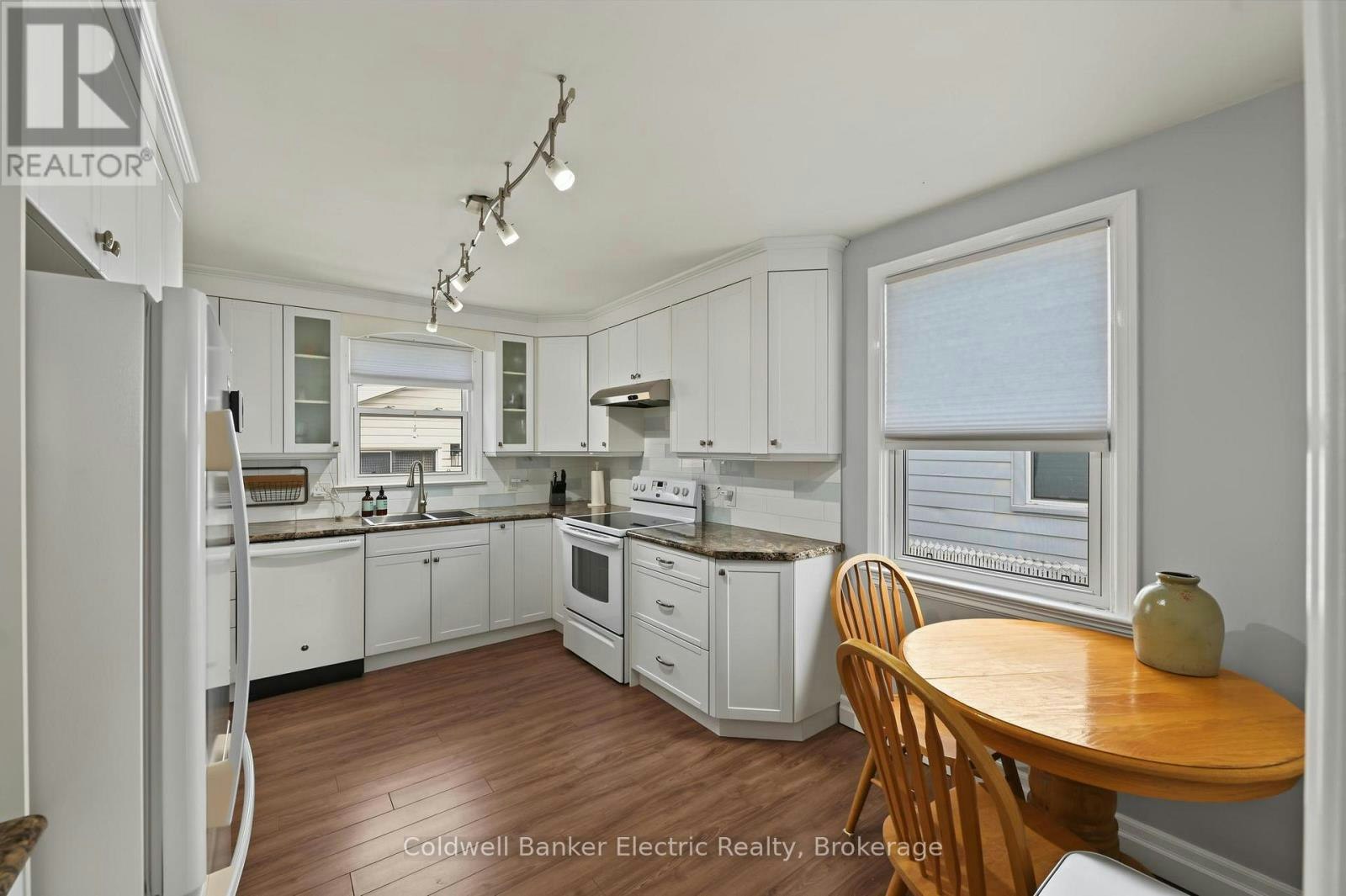 440 Howden Street, Peterborough, ON, K9J 4B3 - 4