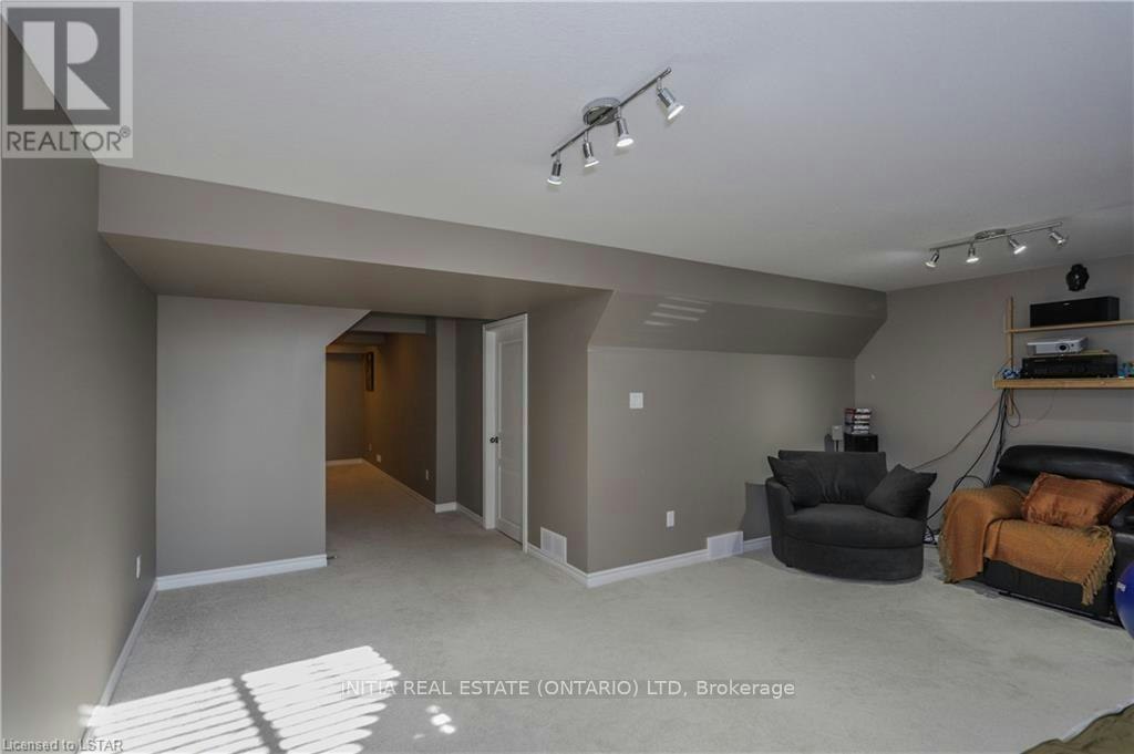 121-1924 Cedarhollow Boulevard, London, ON, N5X 0K3 - 33