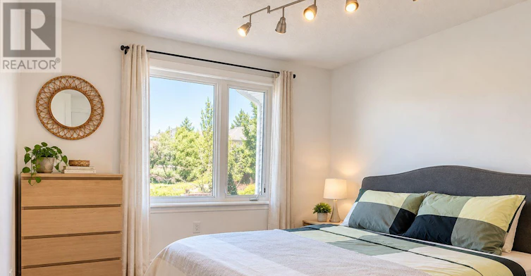 534 Grand Tully Way, Ottawa, ON, K1V 2M8 - 10