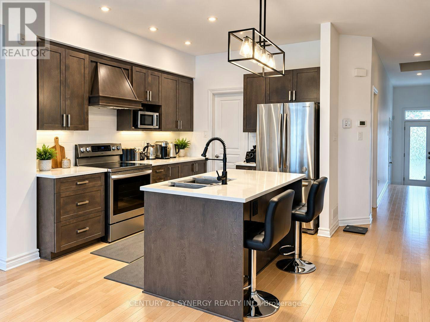 534 Grand Tully Way, Ottawa, ON, K1V 2M8 5