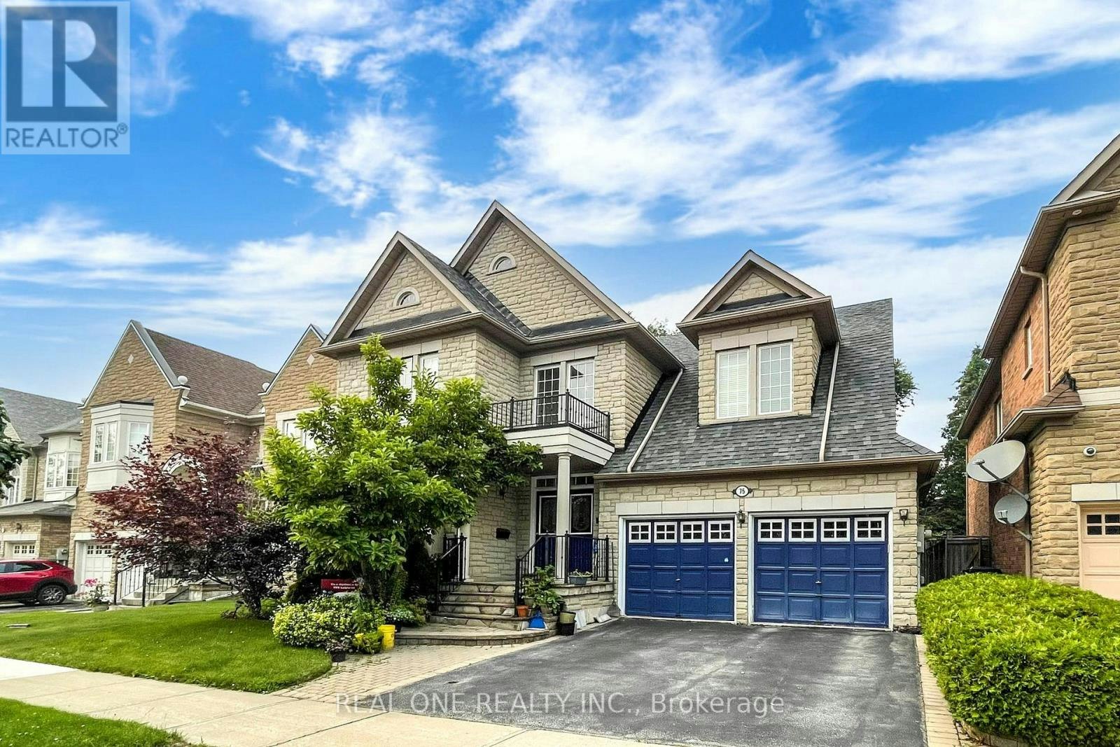 75 Green Meadows Circle, Toronto, ON, M2J 5G6 - 2