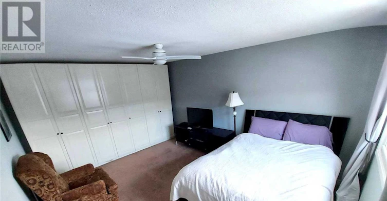 1-880 Leslie Valley Drive, Newmarket, ON, L3Y 7G9 - 4