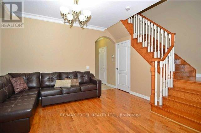 449 Lady Nadia Drive, Vaughan, ON, L6A 0H3 - 3