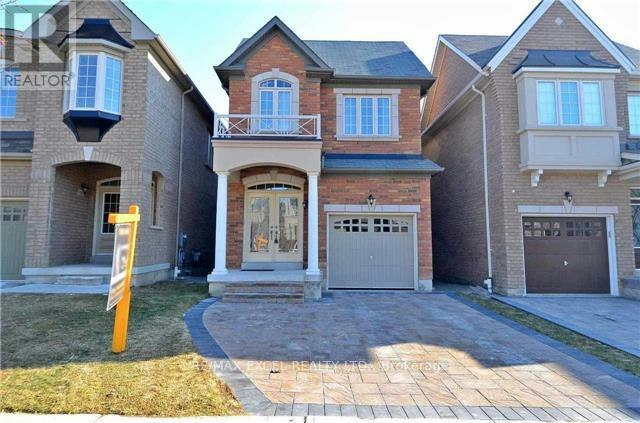 449 Lady Nadia Drive, Vaughan, ON, L6A 0H3