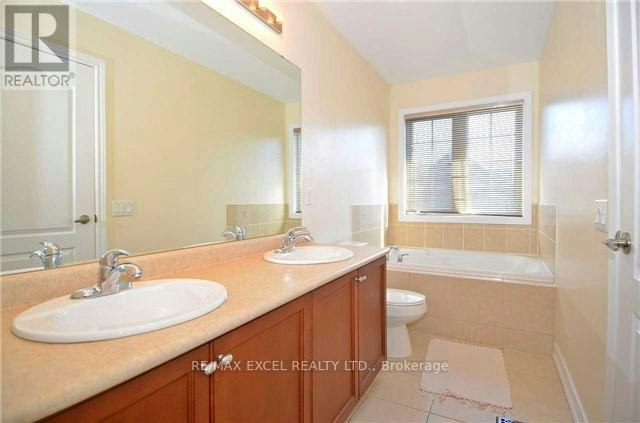 449 Lady Nadia Drive, Vaughan, ON, L6A 0H3 - 10