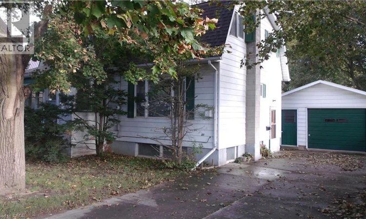 365 Main Street E