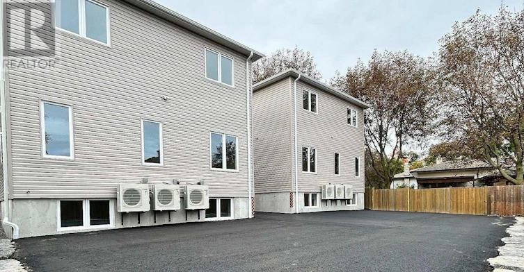 2-403 Thornton Road N, Oshawa, ON, L1J 6S9 - 24