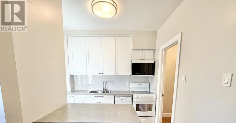 105-10 Beechwood Place, London, ON, N6C 1H7 - 2