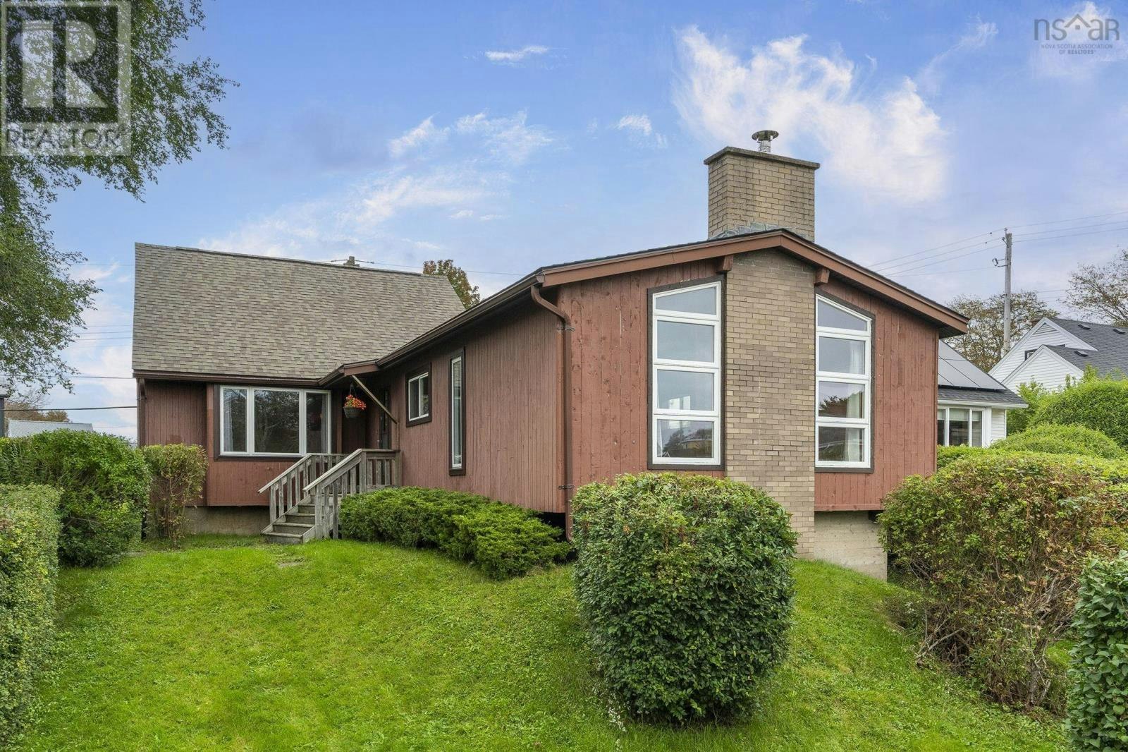 6980 Cook Avenue, Halifax, NS, B3L 2K1