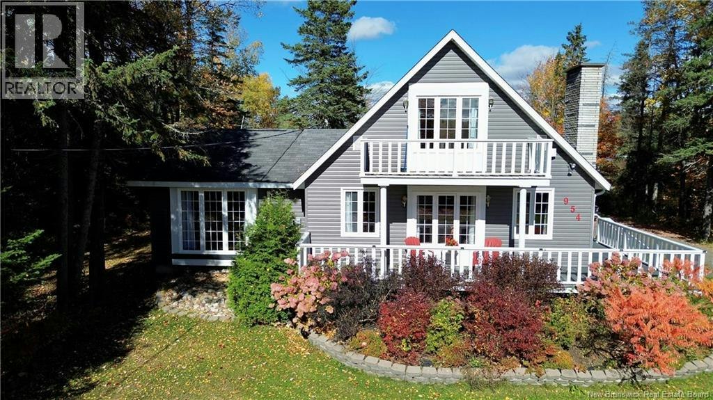954 Main Street, Grand Falls, NB, E3Z 2X2