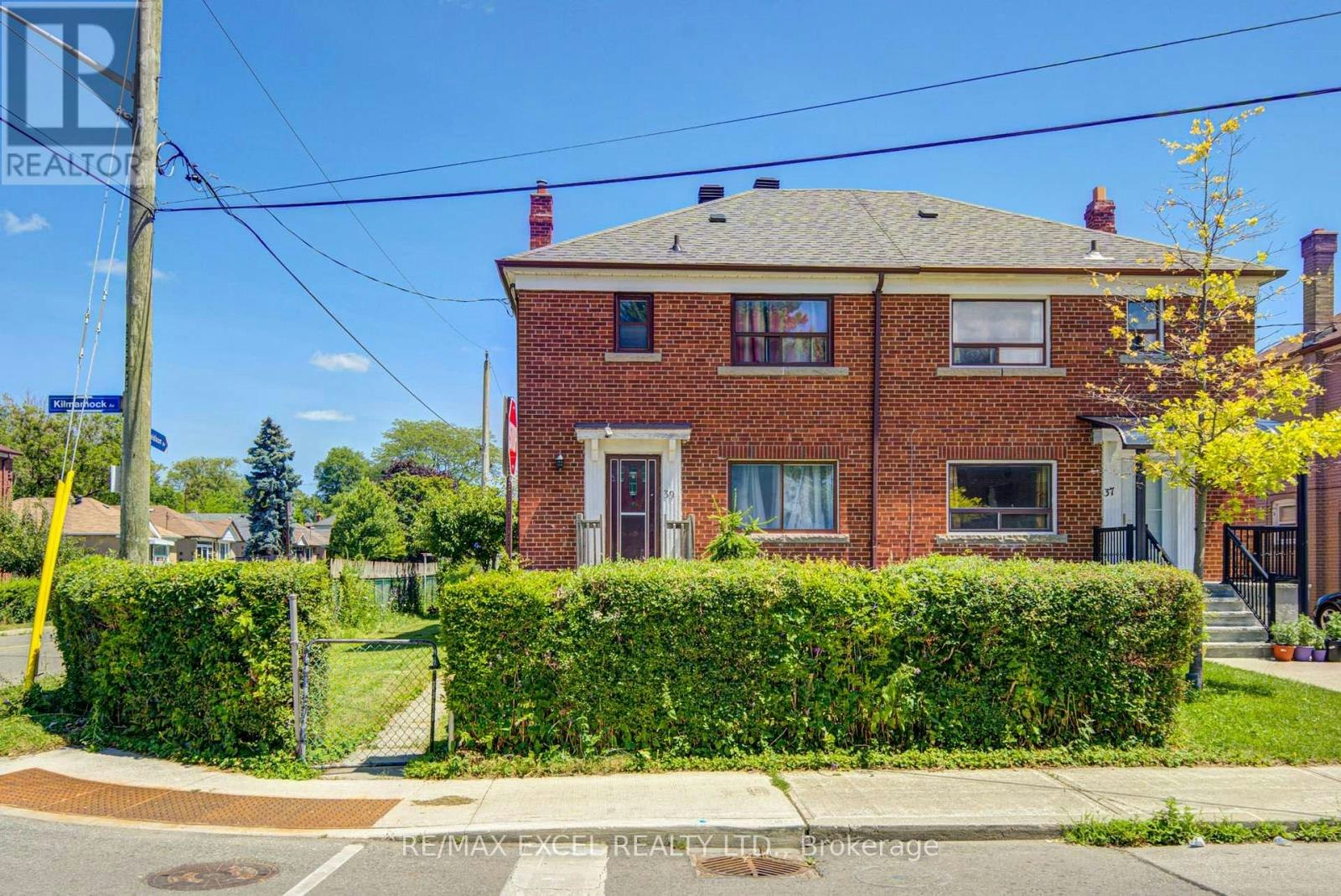 39 Kilmarnock Avenue, Toronto, ON, M1K 1Y5