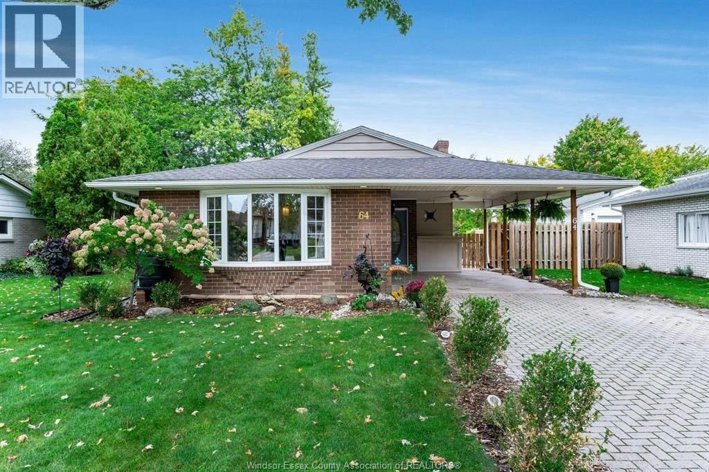 64 Palmer Drive, Kingsville, ON, N9Y 3B4