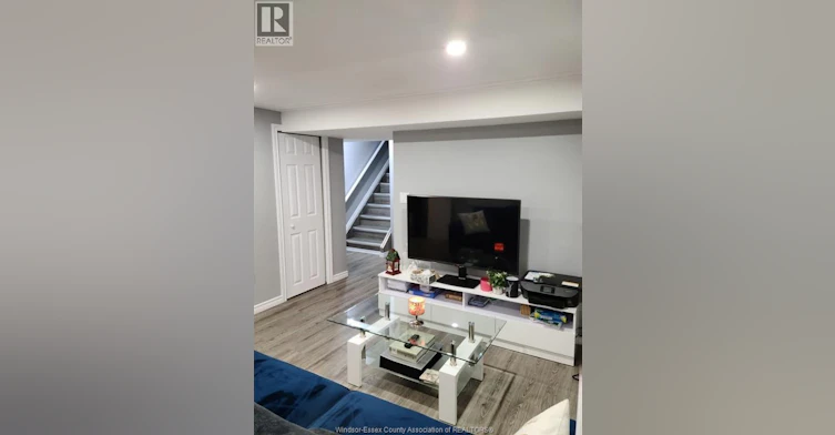 1519 Labadie Road, Windsor, ON, N8Y 4H3
