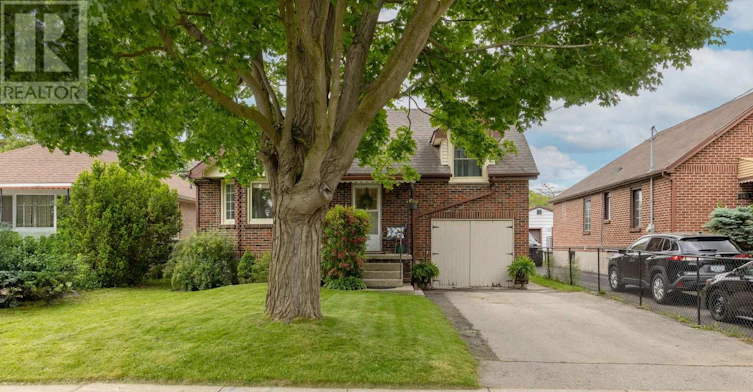 384 Spruce Street, London, ON, N5W 4N7