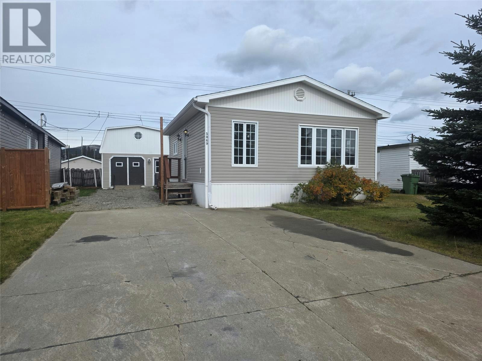 3069 Walsh River Road, Labrador City, NL, A2V 2T1