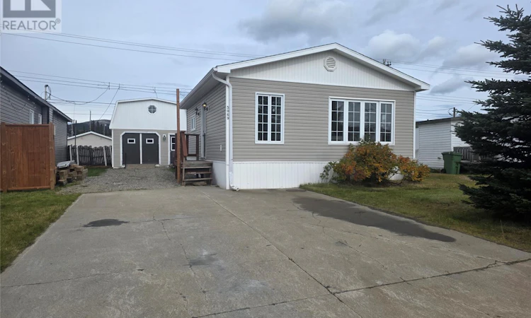 3069 Walsh River Road