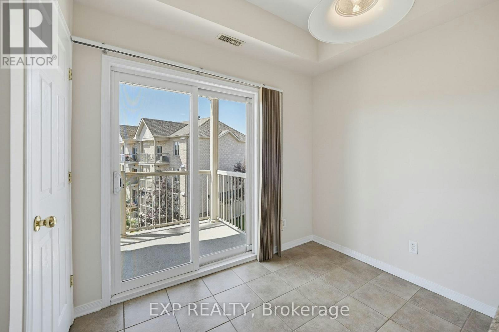 7-190 Rustic Hills Crescent, Ottawa, ON, K4A 0B9 - 4