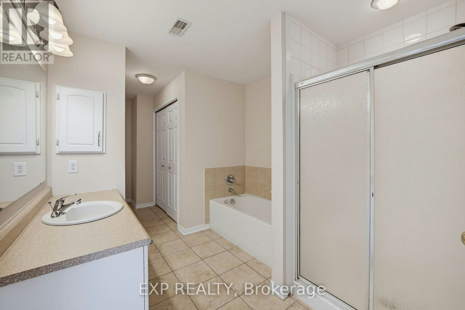 7-190 Rustic Hills Crescent, Ottawa, ON, K4A 0B9 - 11