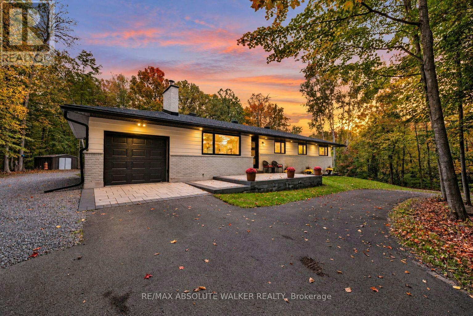 1679 Century Road E, Manotick, ON, K0A 2E0