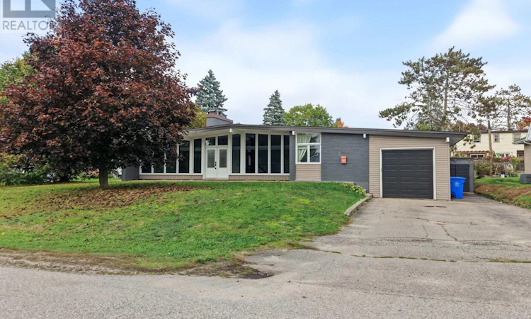 1412 Beechwood Road