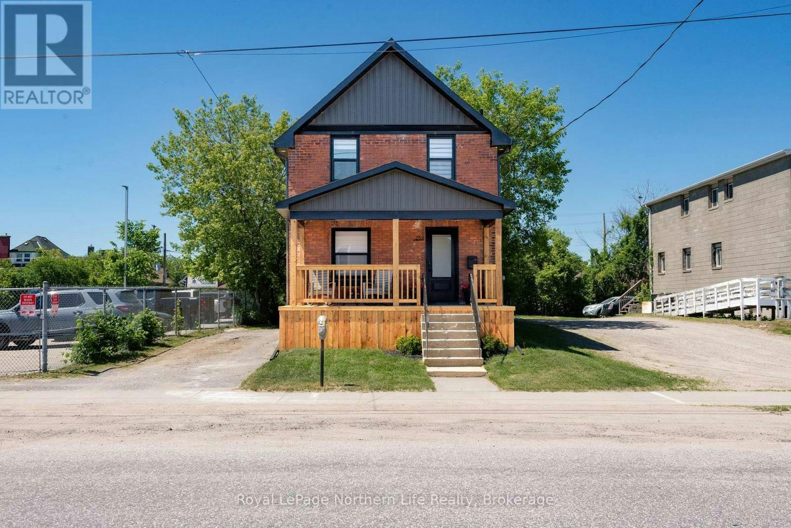 253 Second Avenue W, North Bay, ON, P1B 3L1
