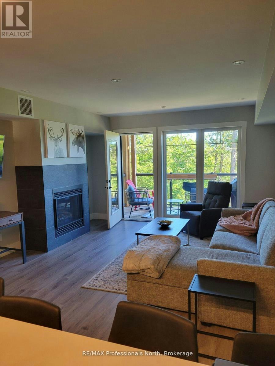 202-3 Tree Tops Lane, Huntsville, ON, P1H 1A9