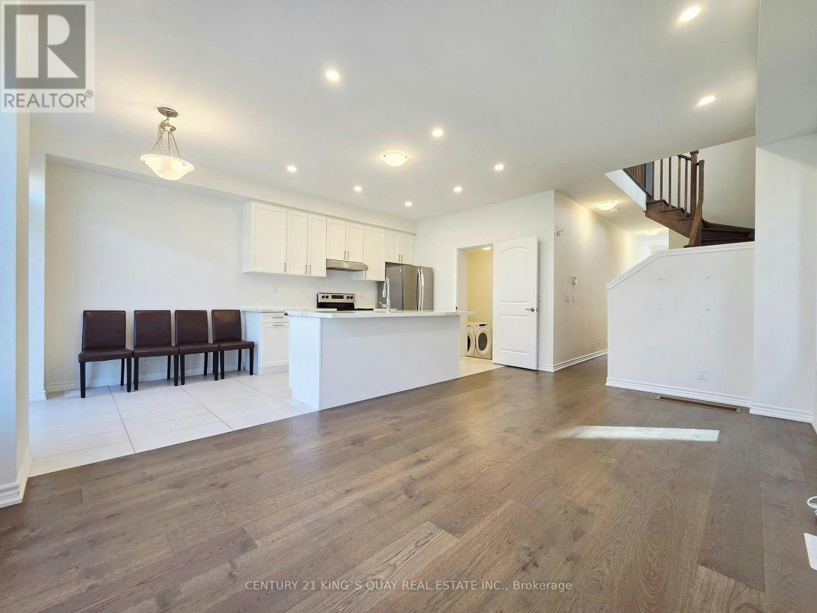 67 Freeman Williams Street, Markham, ON, L6C 3K4 - 3