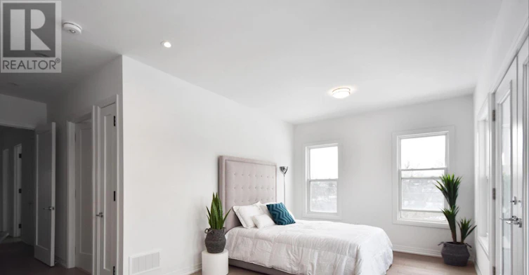 2 Yans Way, Markham, ON, L3R 0J8 - 5