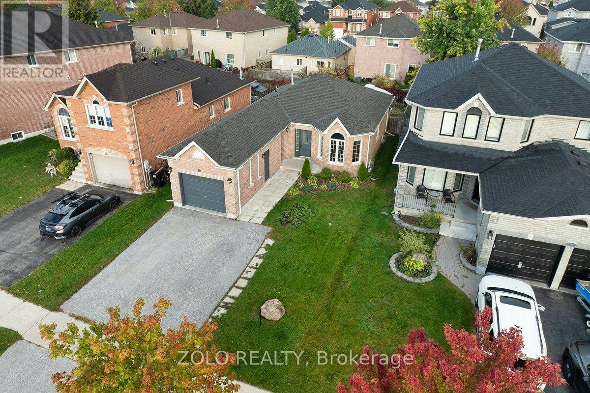 16 Esther Drive, Barrie, ON, L4N 0X8