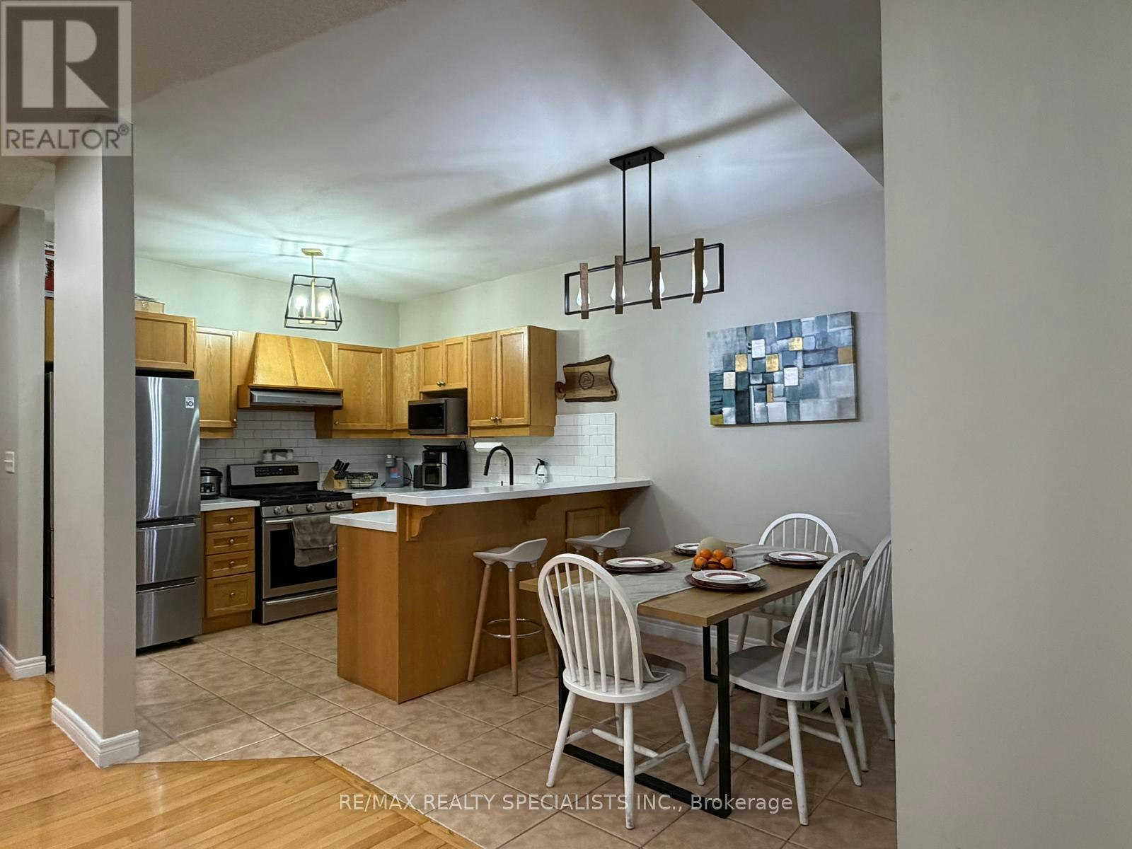 14 Viceroy Crescent, Brampton, ON, L7A 1V6 - 6