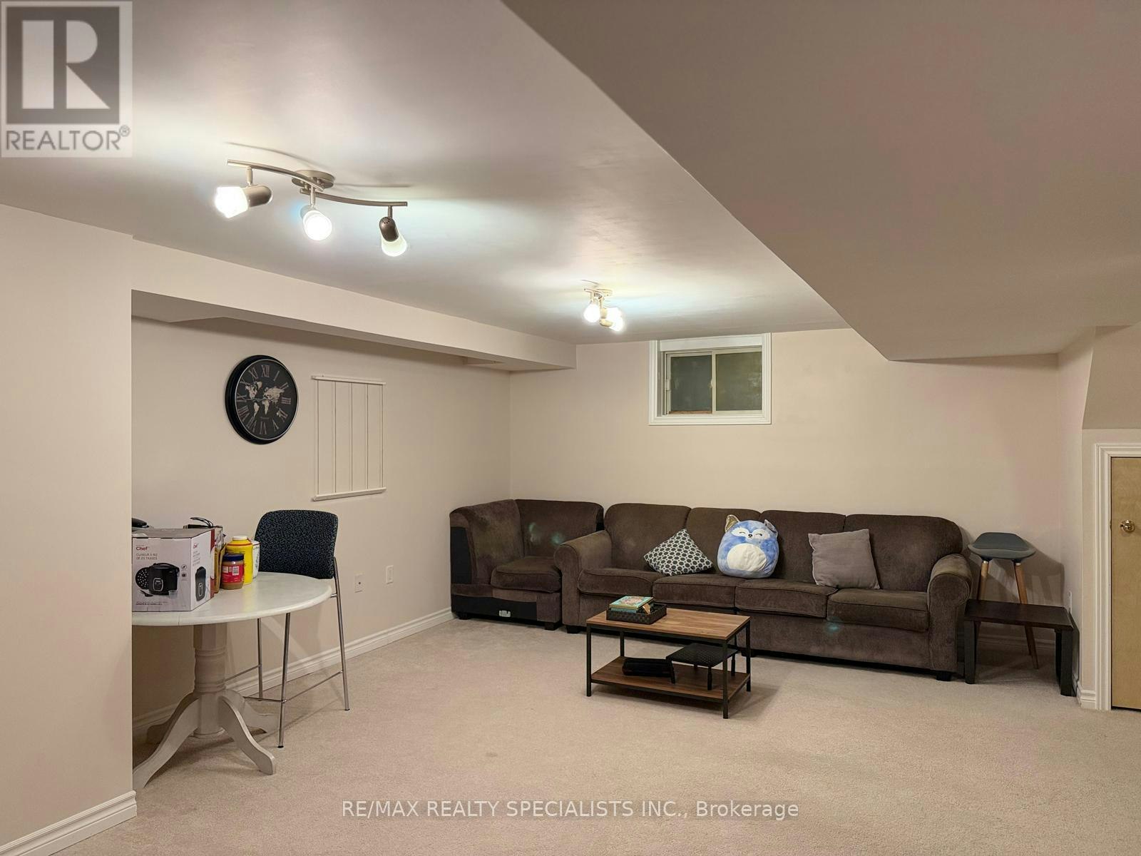 14 Viceroy Crescent, Brampton, ON, L7A 1V6 - 14