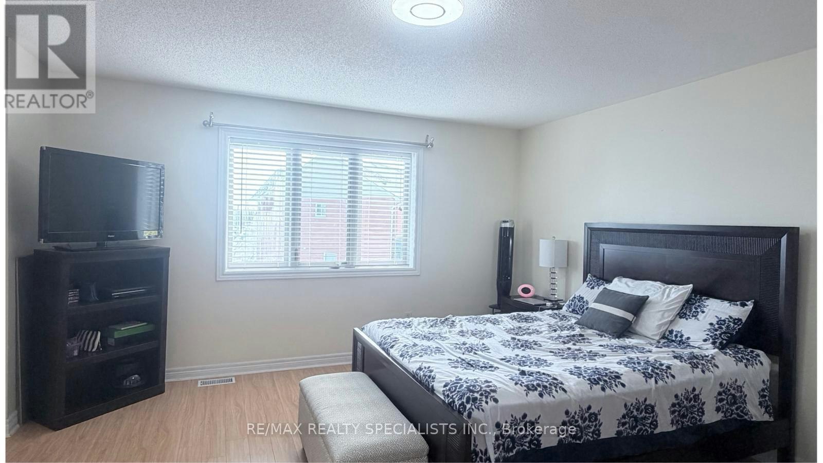 14 Viceroy Crescent, Brampton, ON, L7A 1V6 - 7