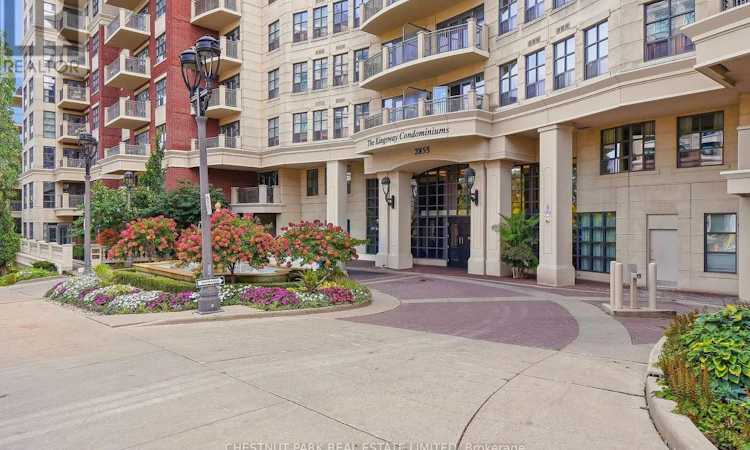 305-2855 Bloor Street W