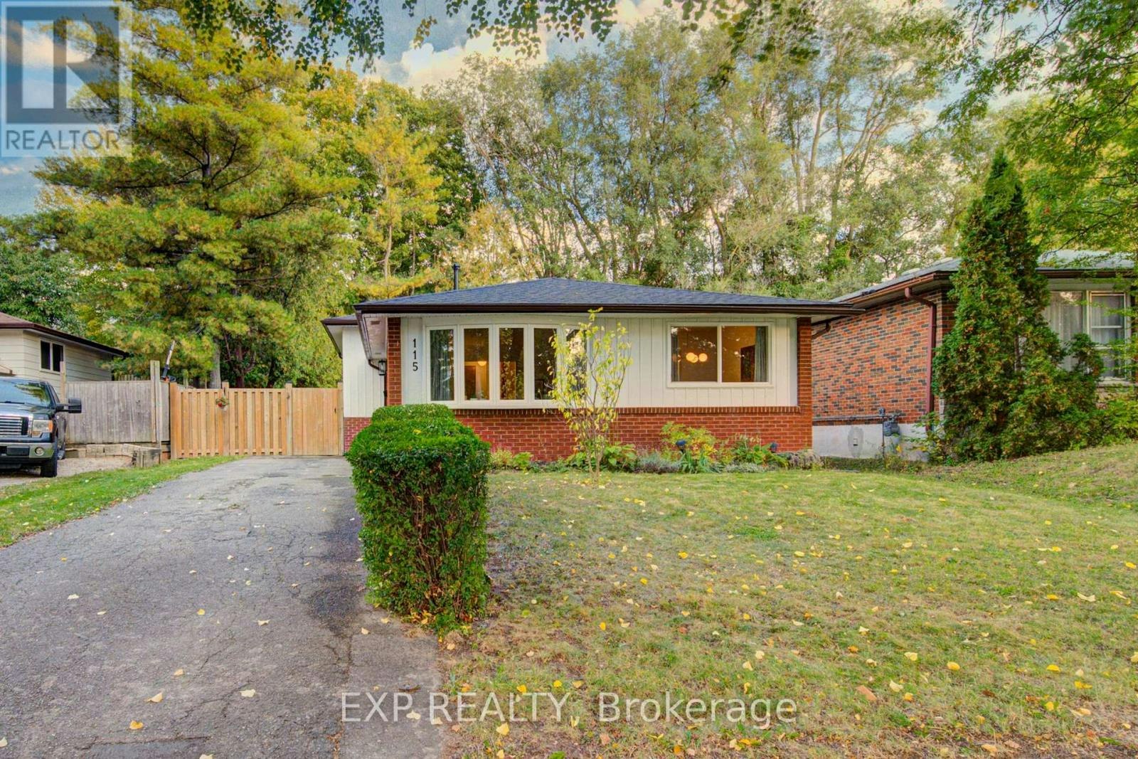 115 Chopin Drive, Kitchener, ON, N2M 2G3