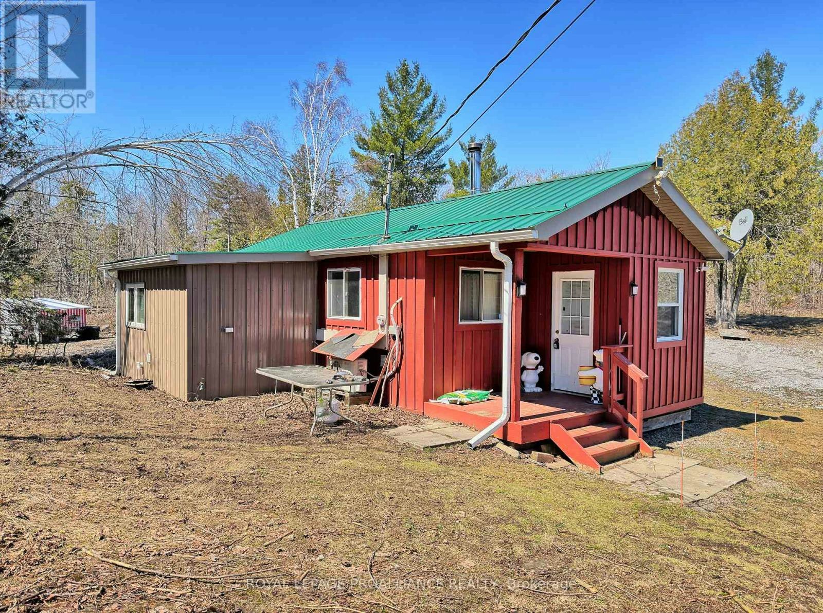 812 Cleveland Road, Tudor & Cashel, ON, K0K 1Y0