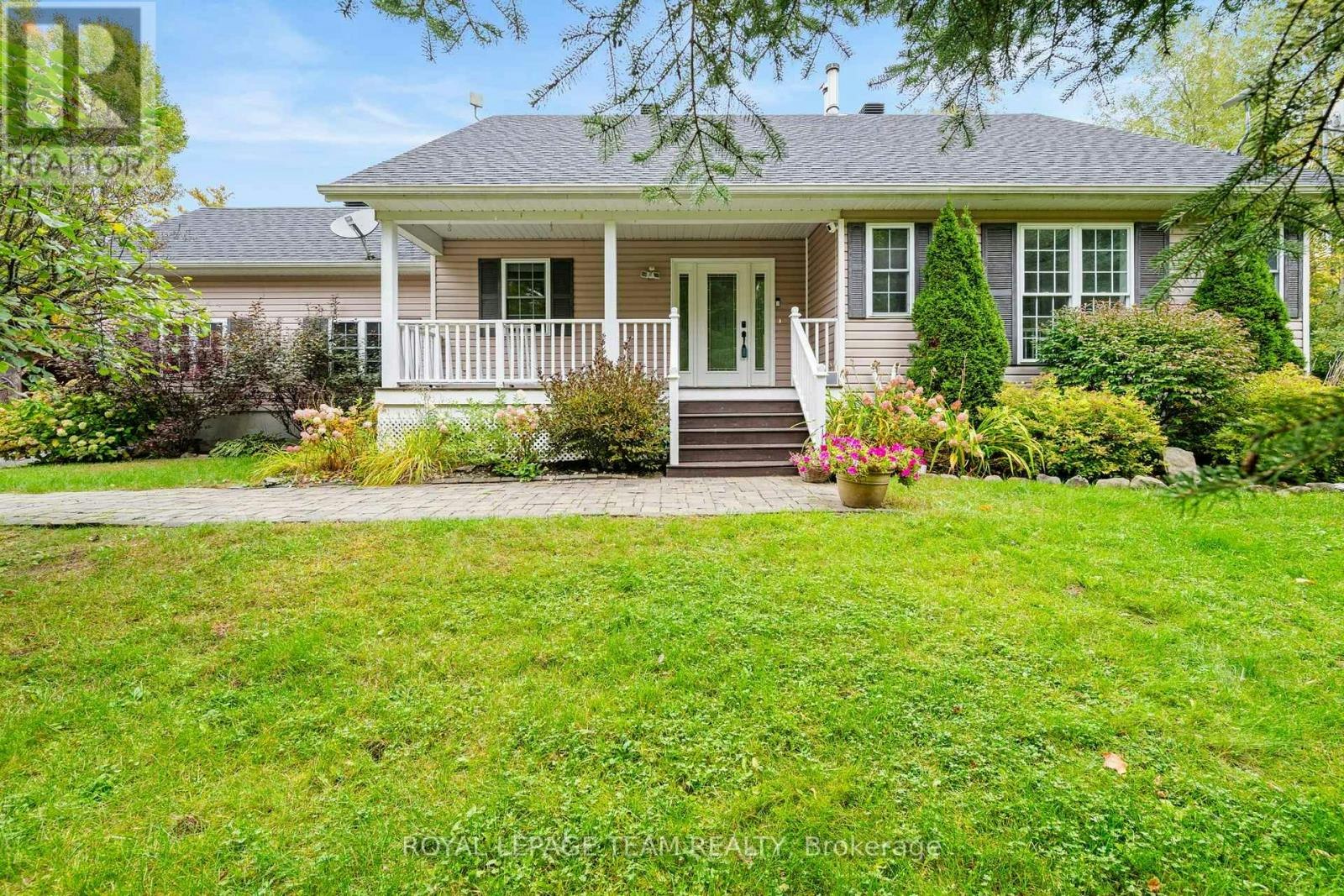 5040 Stonecrest Road, Ottawa, ON, K0A 3M0