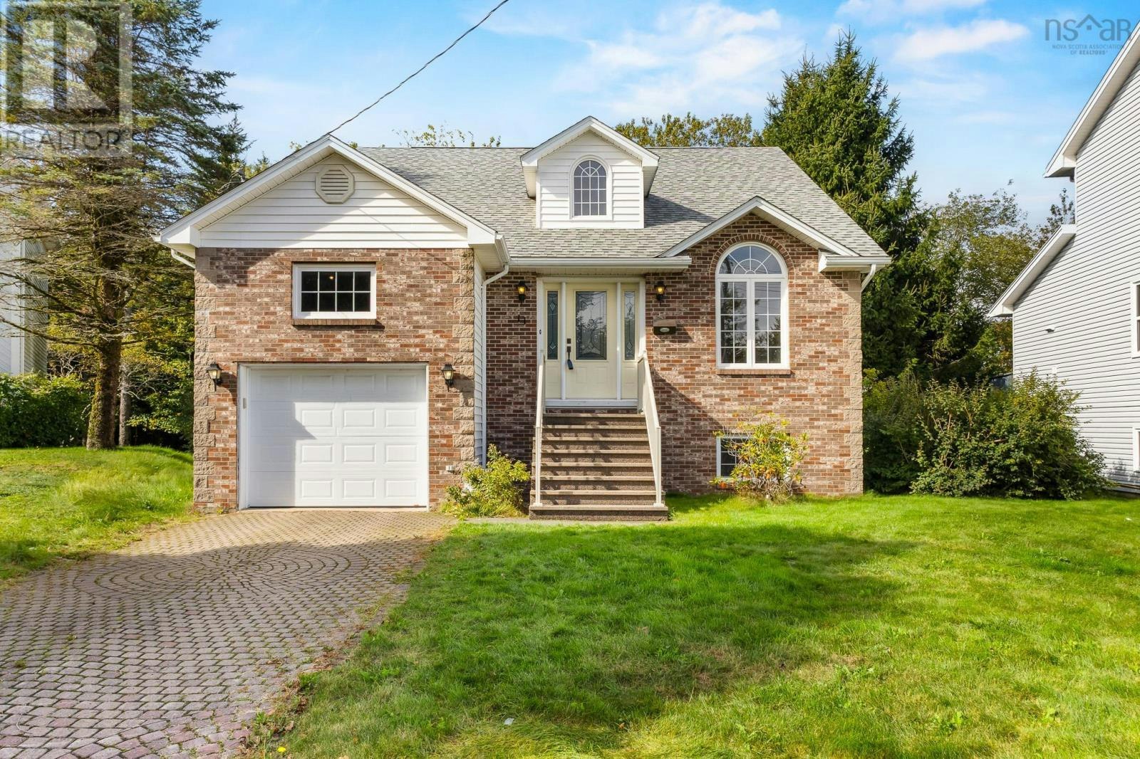 11 Keystone Court, Halifax, NS, B3N 3B3