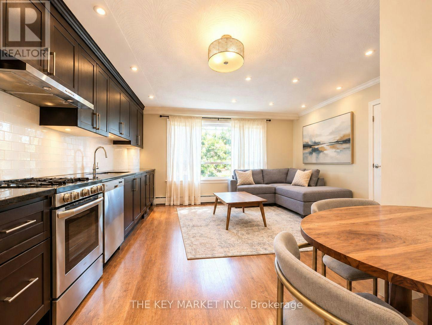 2-211 St Clements Avenue, Toronto, ON, M4R 1H3 - 5