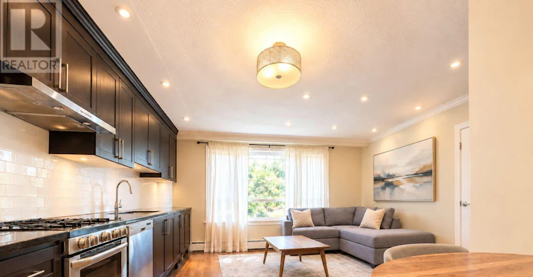 2-211 St Clements Avenue, Toronto, ON, M4R 1H3 - 5