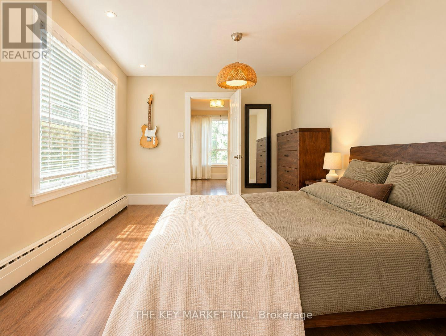 2-211 St Clements Avenue, Toronto, ON, M4R 1H3 - 8