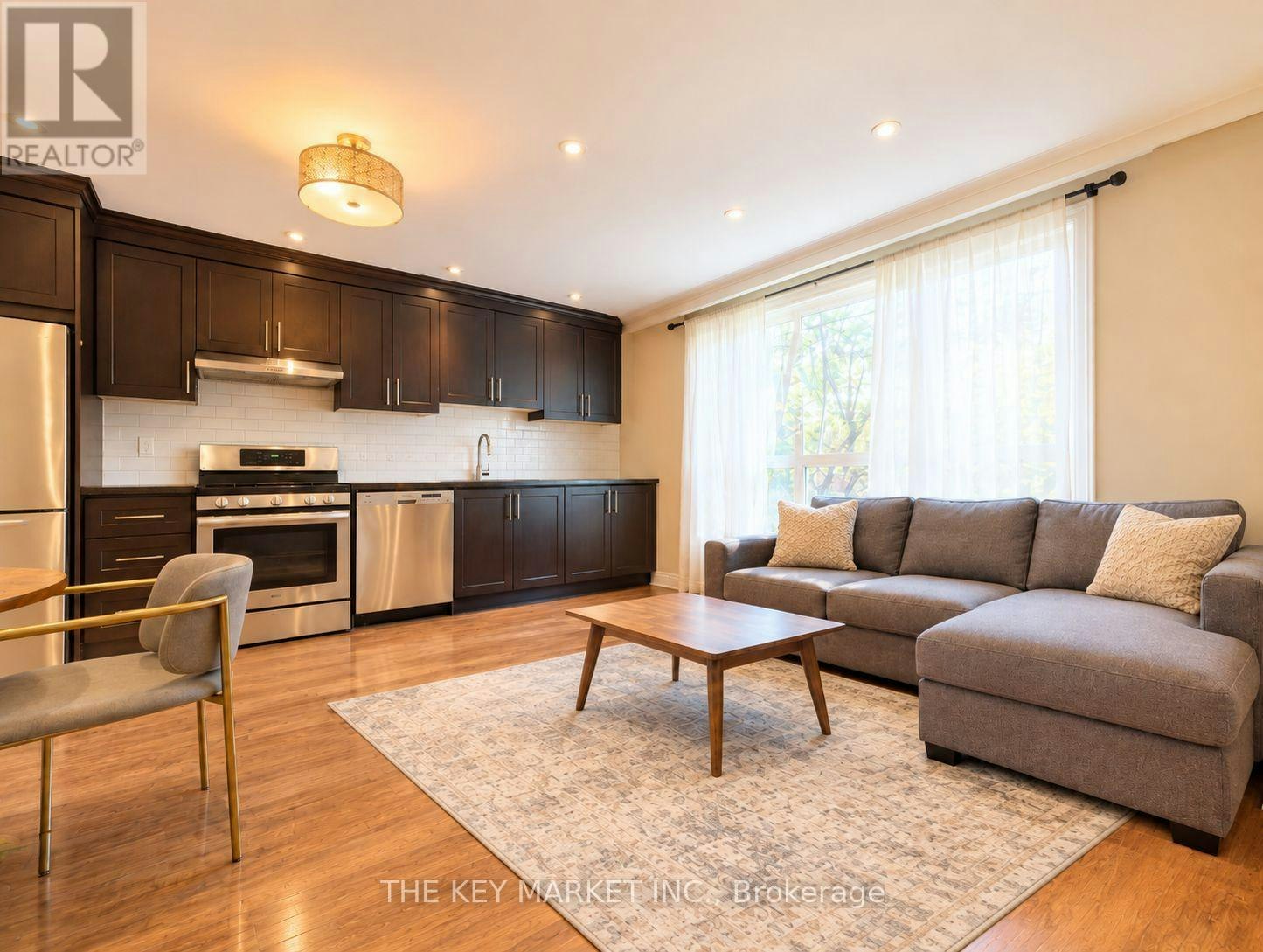 2-211 St Clements Avenue, Toronto, ON, M4R 1H3 - 3