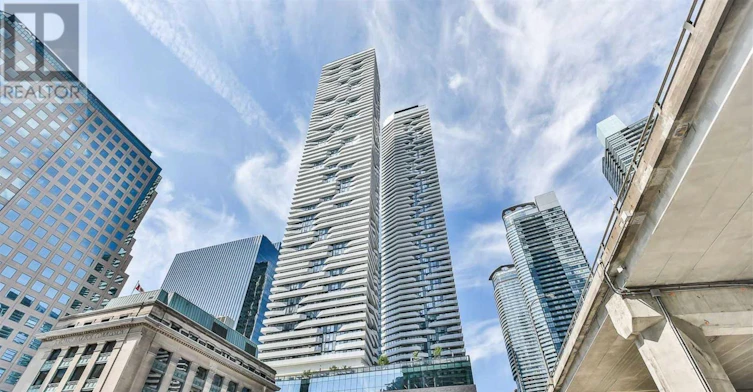 6802-88 Harbour Street, Toronto, ON, M5J 0C3