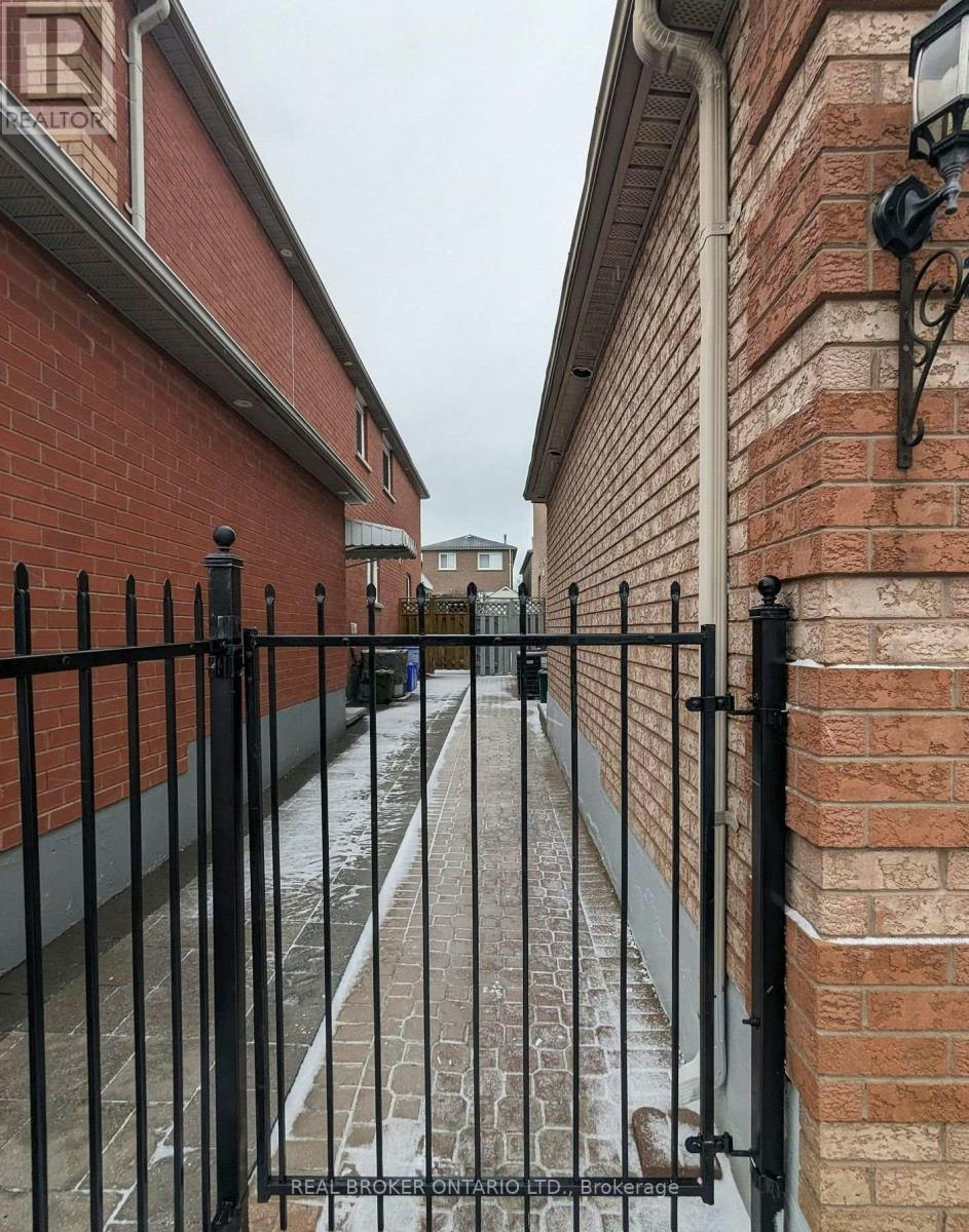 BSMT-104 Randall Avenue, Markham, ON, L3S 3S3 - 3